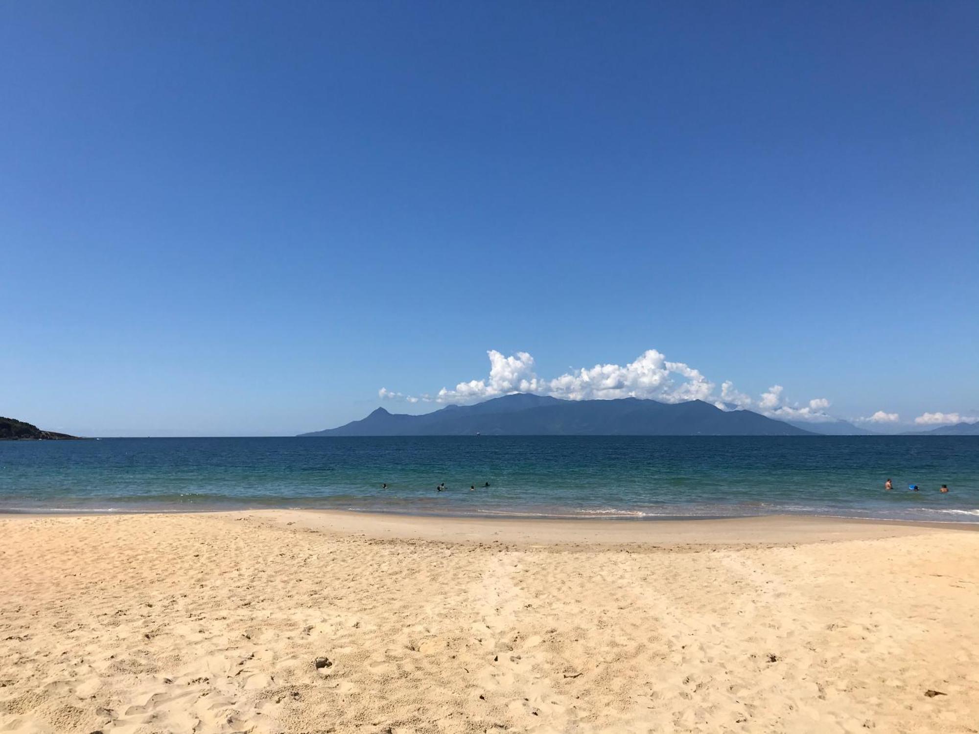 Casa Aconchegante A 200 Mts Da Praia Da Maranduba أوباتوبا المظهر الخارجي الصورة